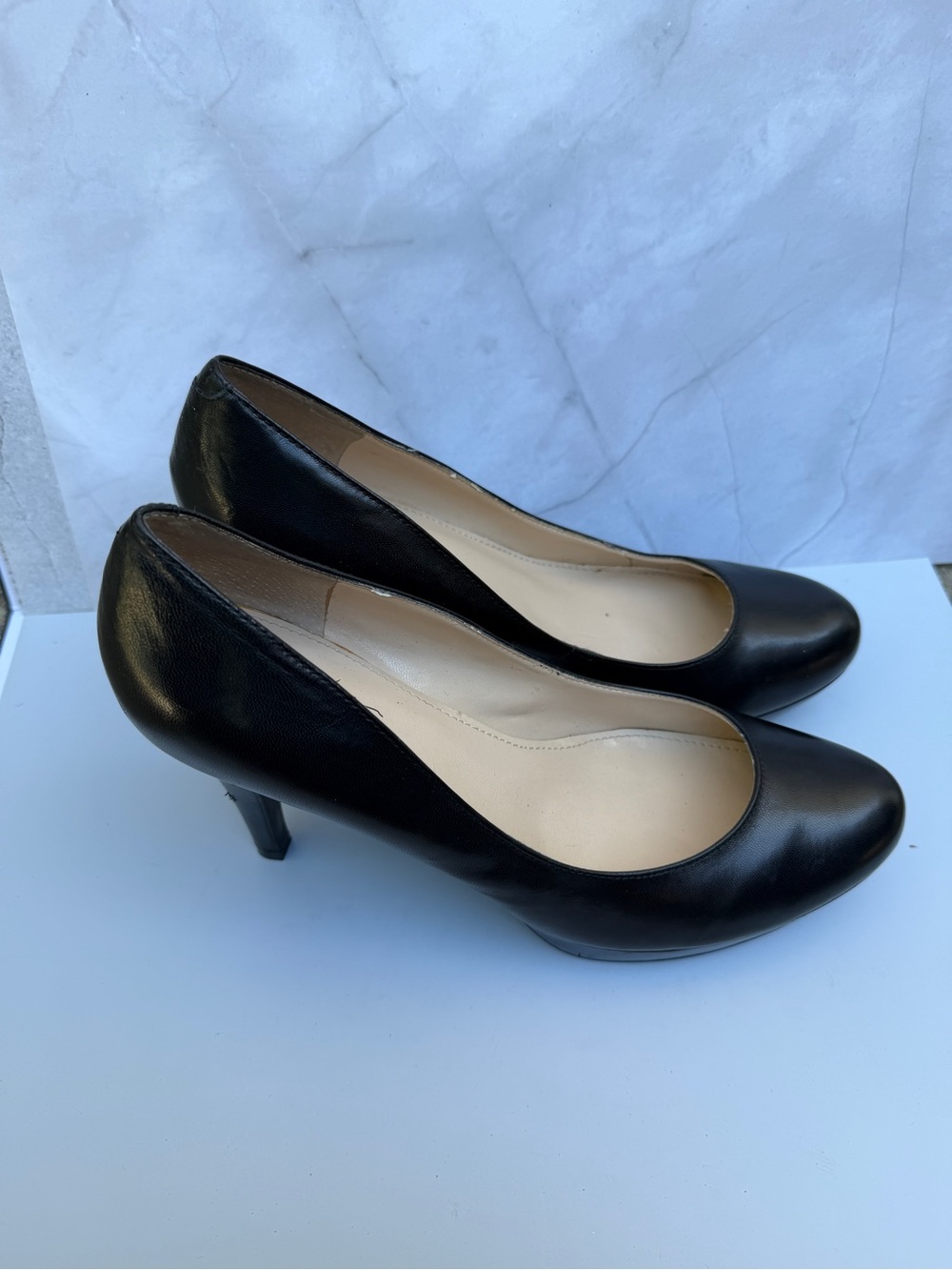 Marc Fisher Classic Black Women's Leather Pumps